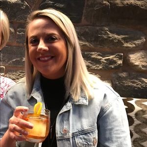 Meet your Posher, Stephanie
